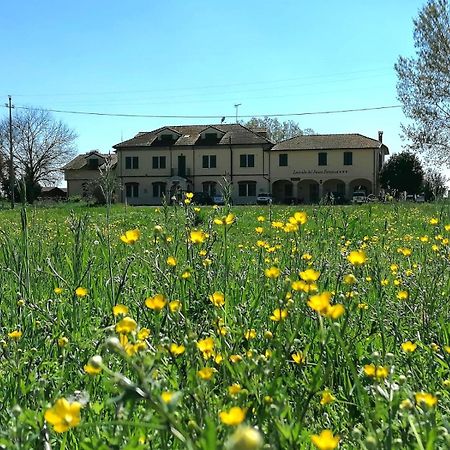 Hotel Locanda Del Passo Pomposa Bagian luar foto