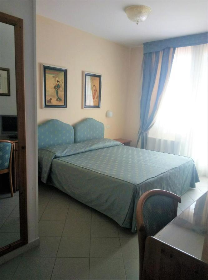 Hotel Locanda Del Passo Pomposa Bagian luar foto