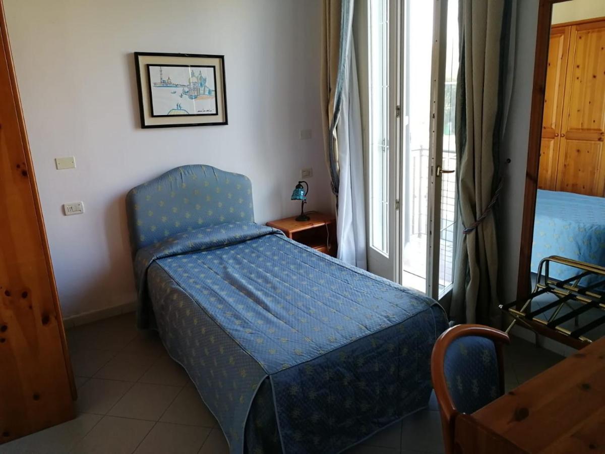 Hotel Locanda Del Passo Pomposa Bagian luar foto