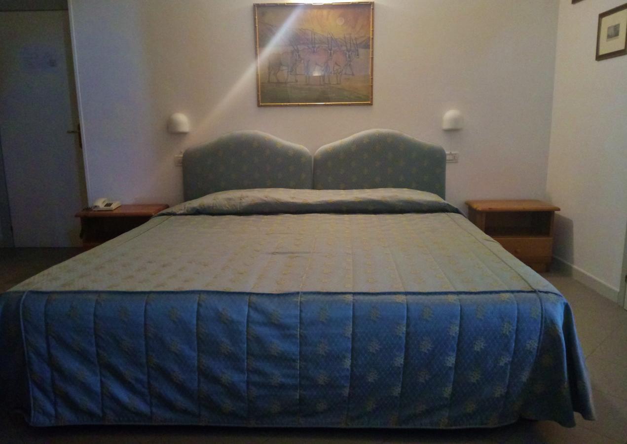 Hotel Locanda Del Passo Pomposa Bagian luar foto